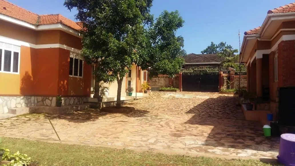 Διαμέρισμα Nice Private 3 Bedroom Holiday Home Entebbe Road Καμπάλα